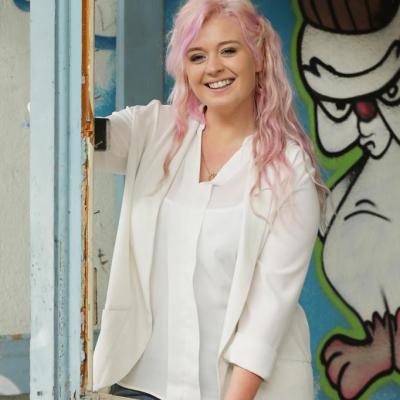 Laura - © L'Atelier d'Estelle
